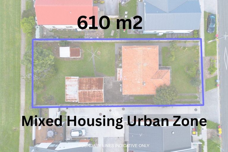 Photo of property in 38 Range View Road, Mount Albert, Auckland, 1025