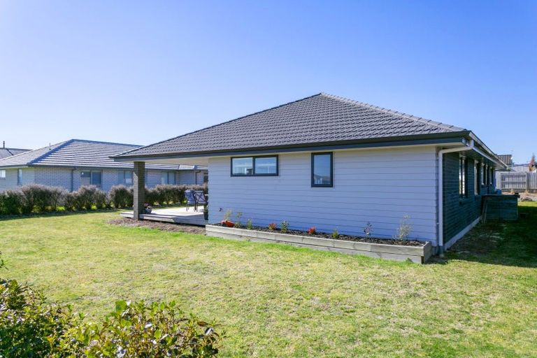 Photo of property in 13 Kara Place, Wharewaka, Taupo, 3330