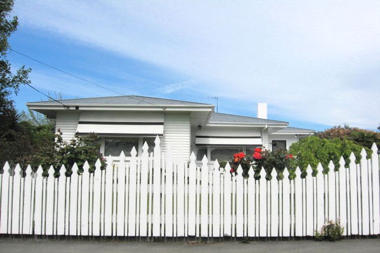 Photo of property in 2 Howick Road, Blenheim, 7201