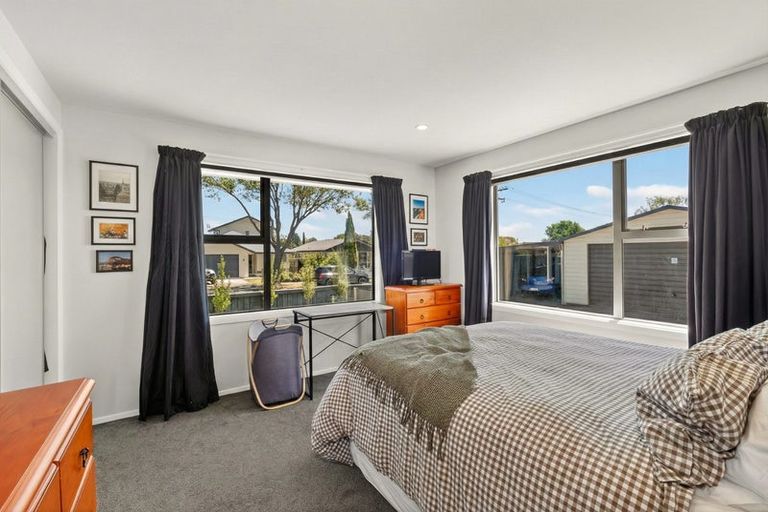 Photo of property in 28 Greenhaven Drive, Burwood, Christchurch, 8083