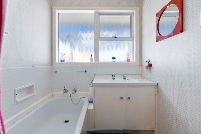 Photo of property in 3 Edinburgh Street, Patea, 4520