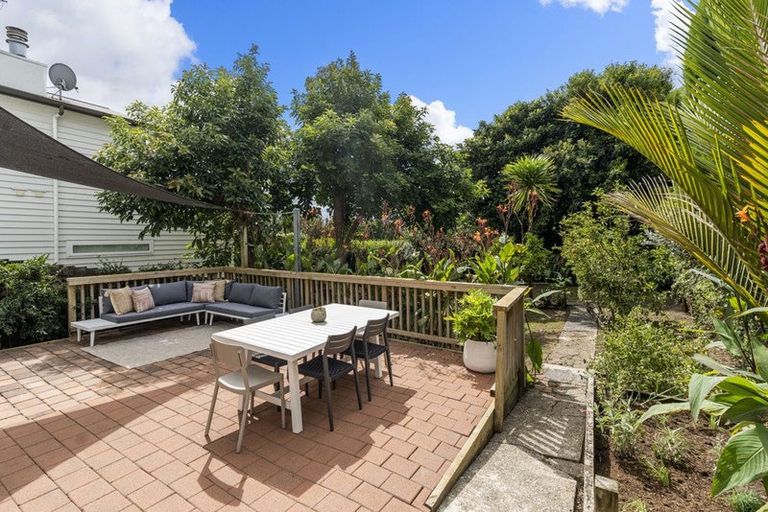 Photo of property in 7 Vine Street, Saint Marys Bay, Auckland, 1011