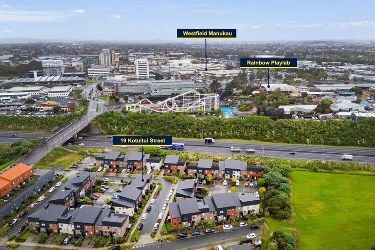 Photo of property in 19 Kotuitui Street, Manukau, Auckland, 2104