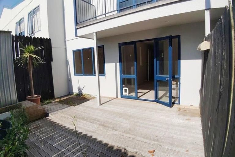 Photo of property in 773/71 Fernhill Way, Oteha, Auckland, 0632