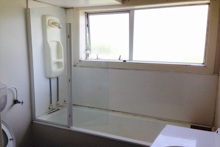 Photo of property in 15 Galway Avenue, Bryndwr, Christchurch, 8052