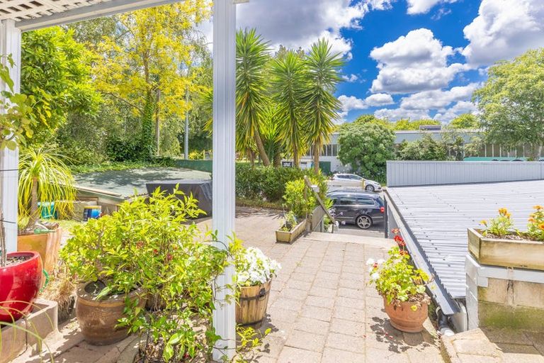 Photo of property in 9 Seddon Road, Frankton, Hamilton, 3204