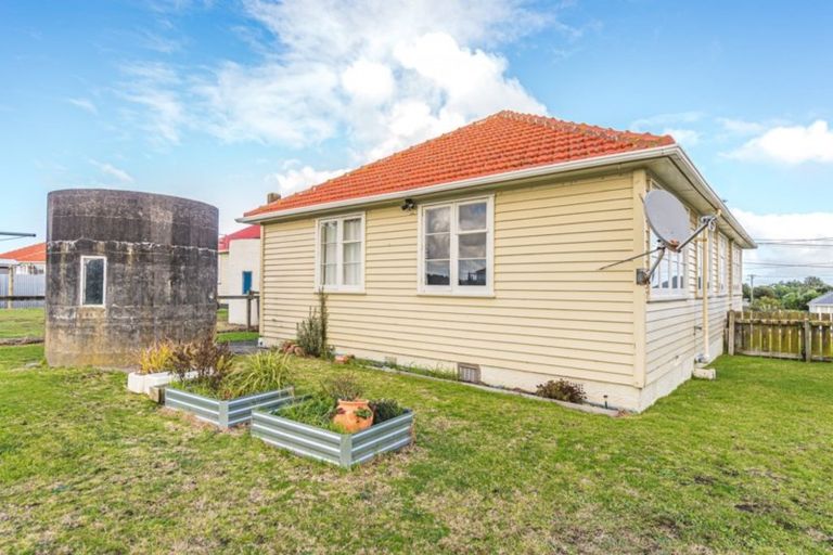 Photo of property in 86 Swiss Avenue, Gonville, Whanganui, 4501