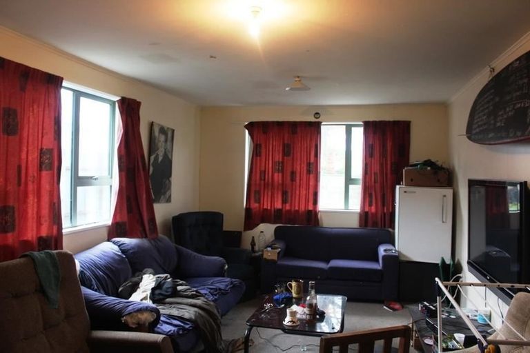 Photo of property in 28 Duke Street, North Dunedin, Dunedin, 9016