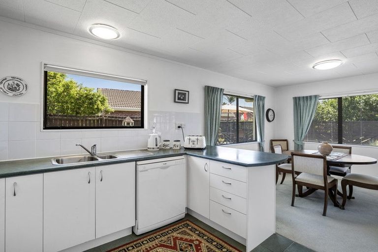 Photo of property in 42b Hatton Road, Orewa, 0931