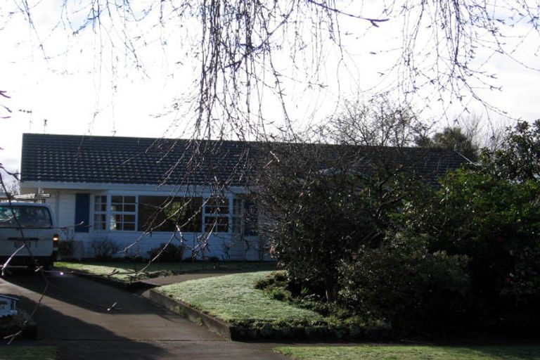 Photo of property in 14 Kentucky Way, Awapuni, Palmerston North, 4412