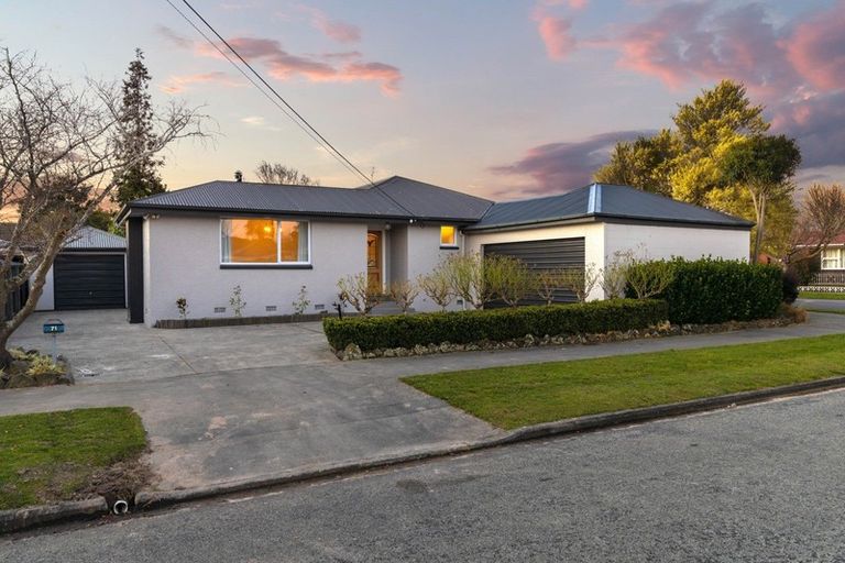 Photo of property in 71 Kellys Road, Mairehau, Christchurch, 8052