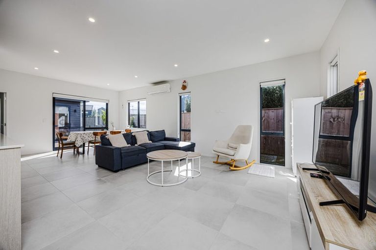 Photo of property in 41 Port Way, Rosehill, Papakura, 2113