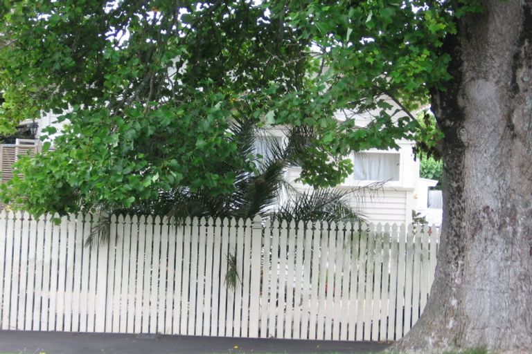 Photo of property in 18 Mead Street, Avondale, Auckland, 1026