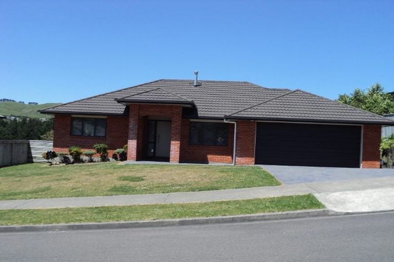 Photo of property in 69 Te Puia Drive, Aotea, Porirua, 5024