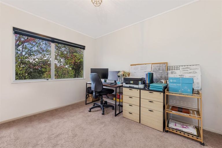 Photo of property in 62 Hamilton Drive, Waiuku, 2123