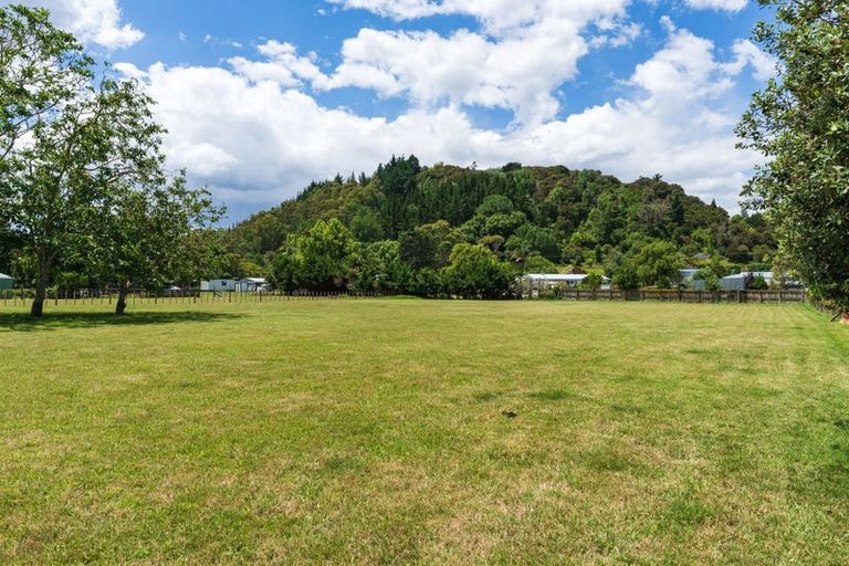 Photo of property in 1156 Matawai Road, Ormond, 4071