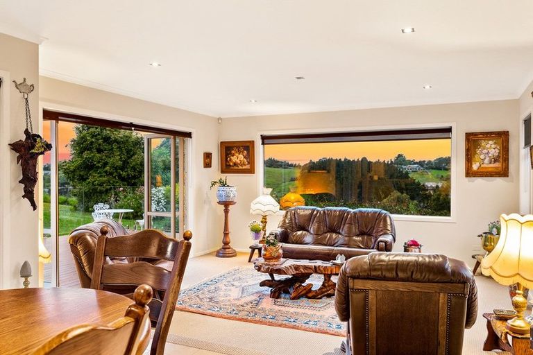 Photo of property in 47 Newman Road, Stillwater, Silverdale, 0993