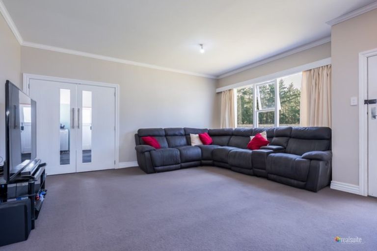 Photo of property in 123 Upper Fitzherbert Road, Wainuiomata, 5373