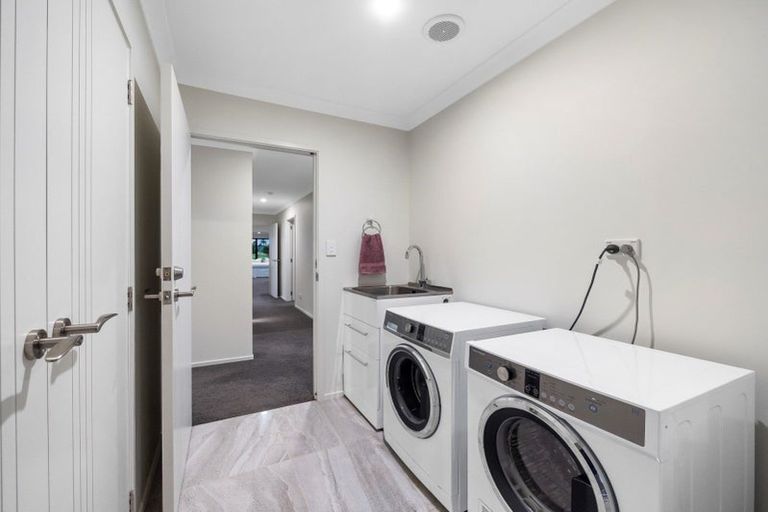 Photo of property in 61 Montia Close, Papamoa Beach, Papamoa, 3118