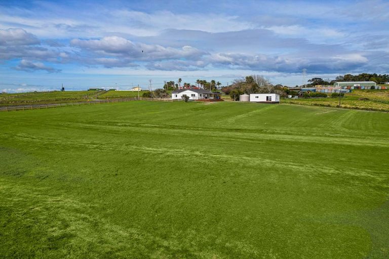 Photo of property in 157 Nixon Road, Taupaki, Henderson, 0782