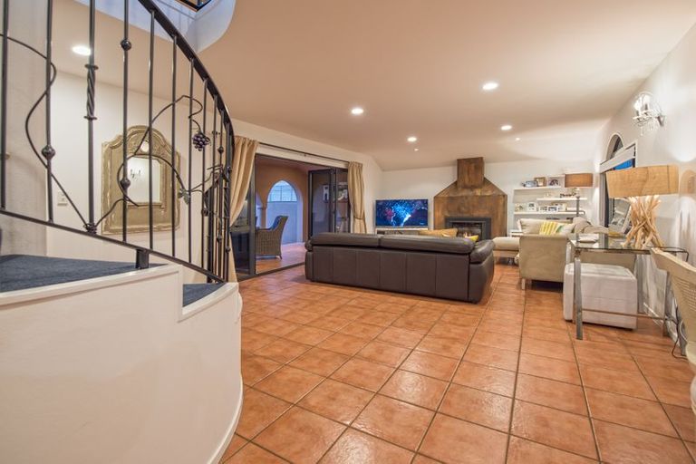 Photo of property in 80 Karewa Parade, Papamoa Beach, Papamoa, 3118