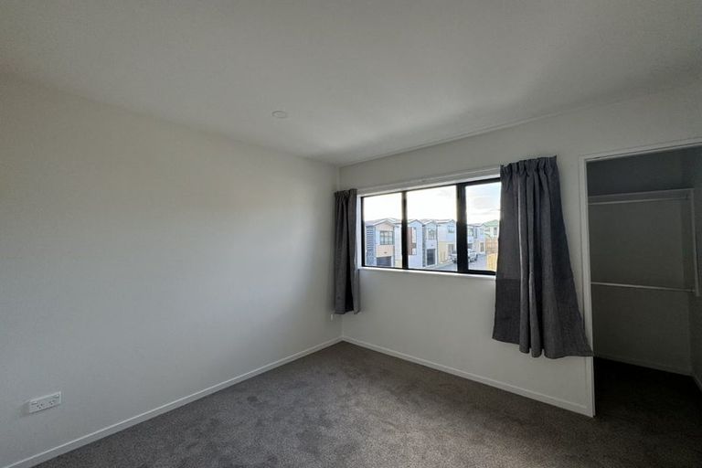 Photo of property in 20 Elegant Lane, Ranui, Auckland, 0612