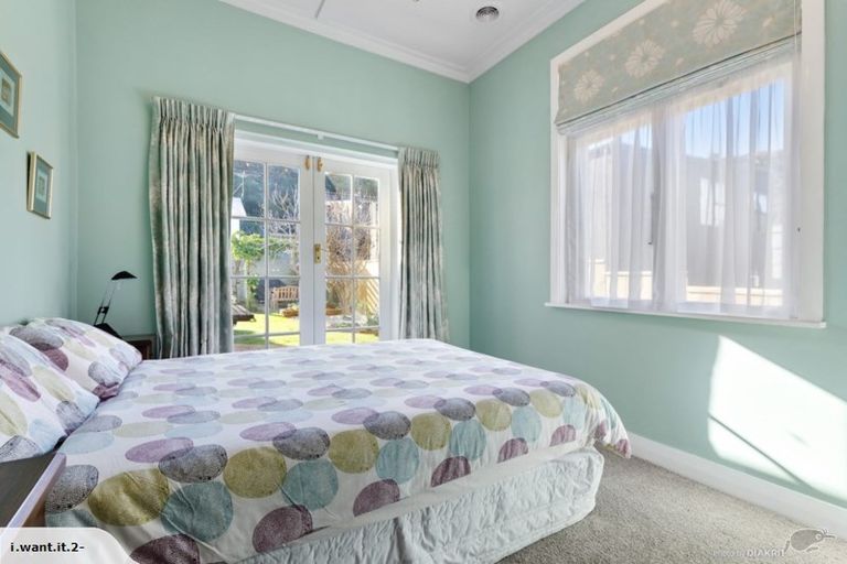 Photo of property in 22 Trent Street, Island Bay, Wellington, 6023