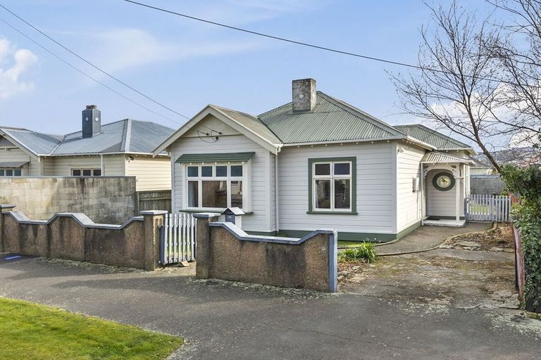 Photo of property in 48 Young Street, Saint Kilda, Dunedin, 9012