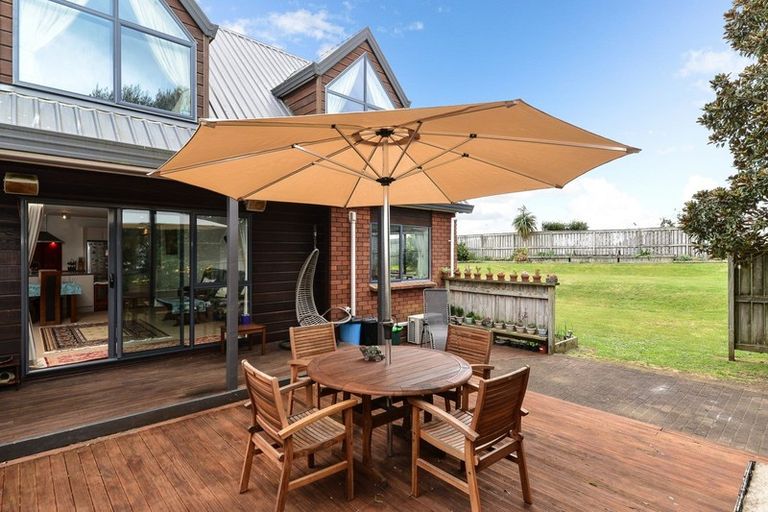 Photo of property in 13 Rosehill Place, Nawton, Hamilton, 3200