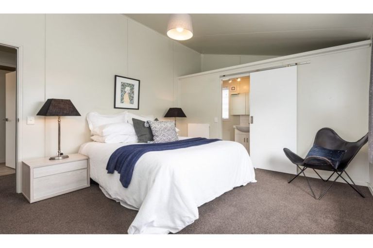 Photo of property in 652b Barbadoes Street, Edgeware, Christchurch, 8013