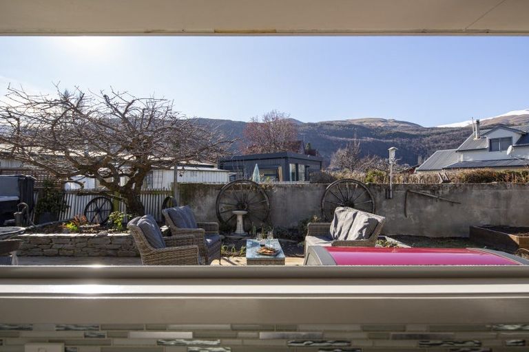 Photo of property in 7b Adamson Drive, Arrowtown, 9302