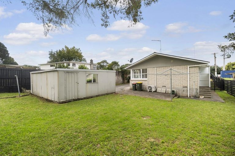 Photo of property in 2/45 Eddowes Street, Manurewa, Auckland, 2102