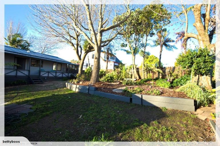 Photo of property in 12 Taylor Street, Ohauiti, Tauranga, 3112