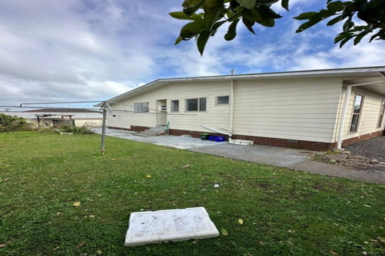 Photo of property in 180 Mahia Road, Wattle Downs, Auckland, 2103