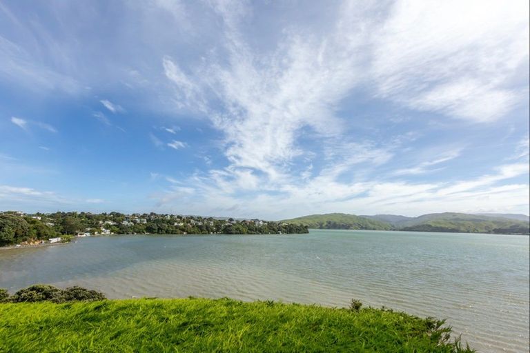 Photo of property in 15 Bosun Terrace, Whitby, Porirua, 5024