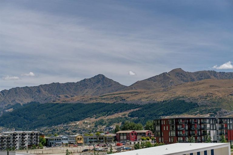 Photo of property in Kawarau Residences, 404/16 Mountain Ash Drive, Frankton, Queenstown, 9300