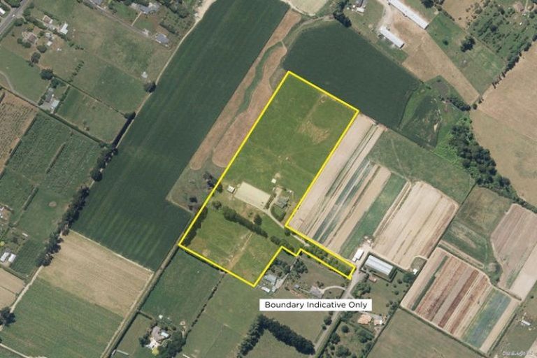 Photo of property in 73 Wakefield Road, Levin, 5571