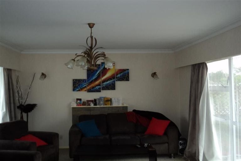 Photo of property in 1/2 Richard Avenue, Bucklands Beach, Auckland, 2014