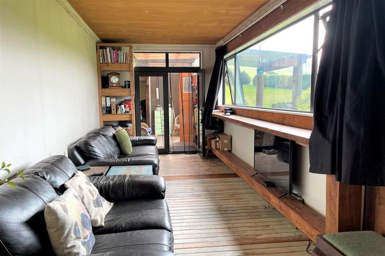 Photo of property in 1019 Owaka Valley Road, Owaka Valley, Owaka, 9586