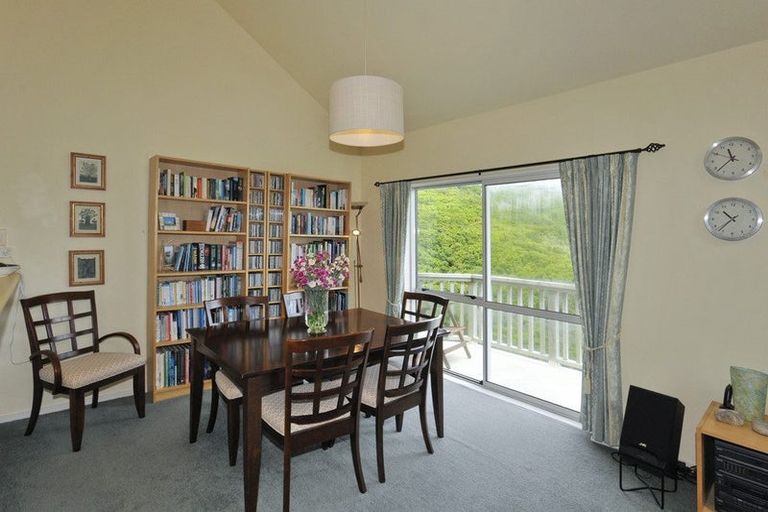 Photo of property in 86 Karepa Street, Brooklyn, Wellington, 6021