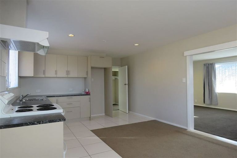 Photo of property in 421 Harewood Road, Harewood, Christchurch, 8051