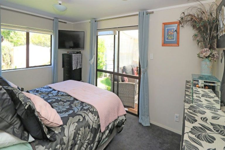 Photo of property in 13 Marlin Place, Whiritoa, Whangamata, 3691