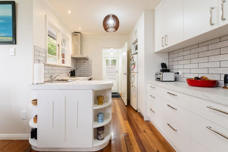 Photo of property in 45 Easther Crescent, Kew, Dunedin, 9012