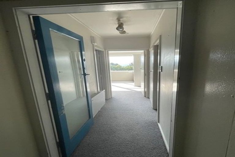 Photo of property in 4 Raroa Road, Kelburn, Wellington, 6012