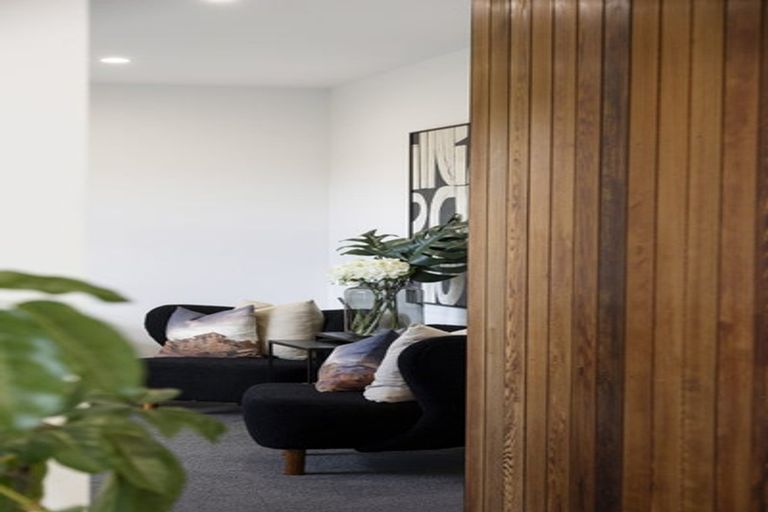 Photo of property in 8 Orite Drive, Welbourn, New Plymouth, 4310