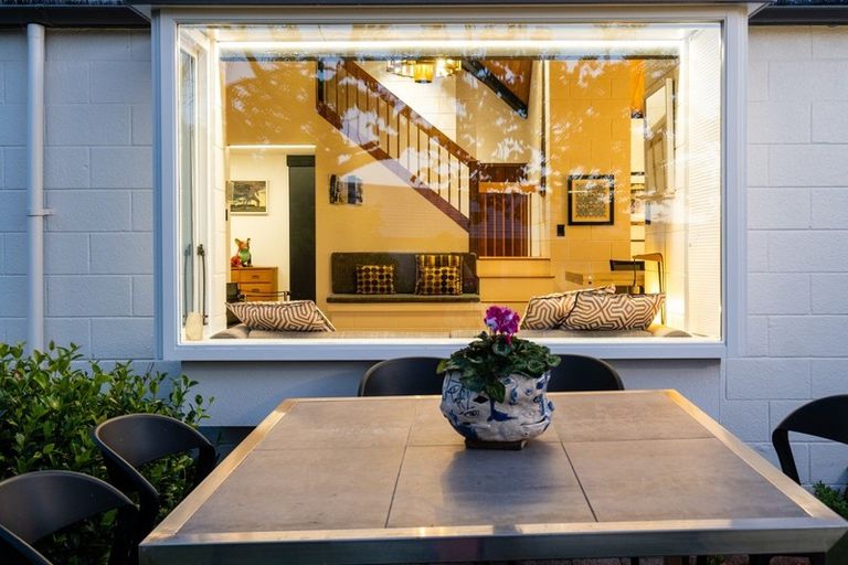 Photo of property in 27 Greenwood Road, Havelock North, 4130