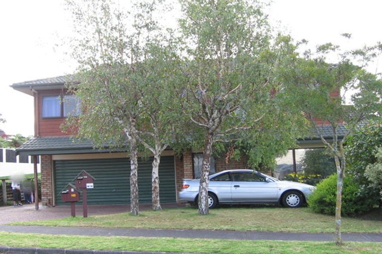 Photo of property in 1/32 Mark Edward Drive, Half Moon Bay, Auckland, 2012