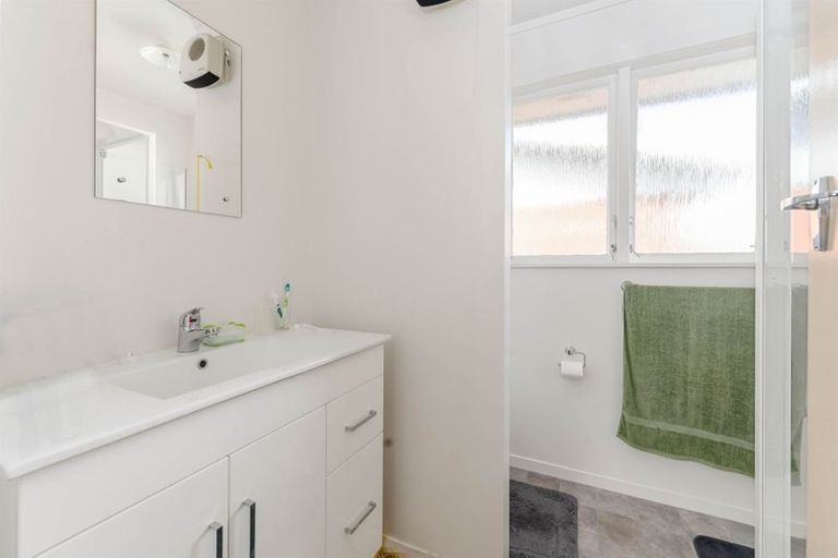 Photo of property in 2a Larch Street, Victoria, Rotorua, 3010