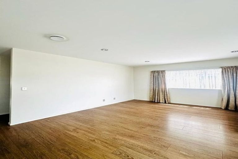 Photo of property in 5 Aster Place, Flat Bush, Auckland, 2019
