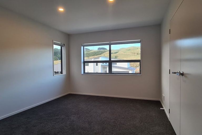 Photo of property in 87 Melksham Drive, Churton Park, Wellington, 6037